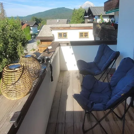 Alpartement Seefeld Lägenhet